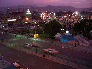 �T�i�A�̐V�s�X