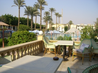 �h���}�̎B�e�������z�e��