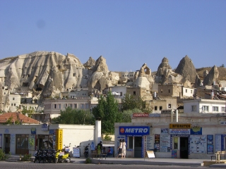 �M�������̒��S��