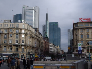 �h�C�c�E�t�����N�t���g�̉w�O