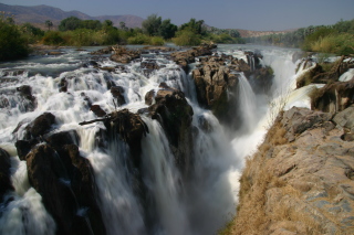 �t���[��