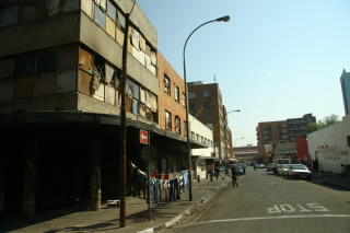 �t���[��