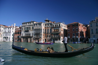 �x�l�`�A�̃S���h��