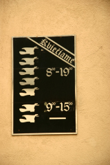 �C������̊Ŕ�