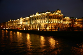 �G���~�^�[�W�����p�ق̊O��