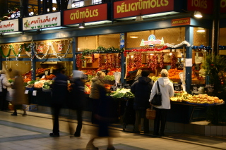 �u�_�y�X�g�E�����s��