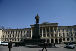 �O���W�A�E�S���̃X�^�[������