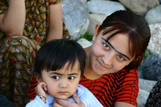 �܂�т��q�����Ă���Δ����� in �{�C�X��